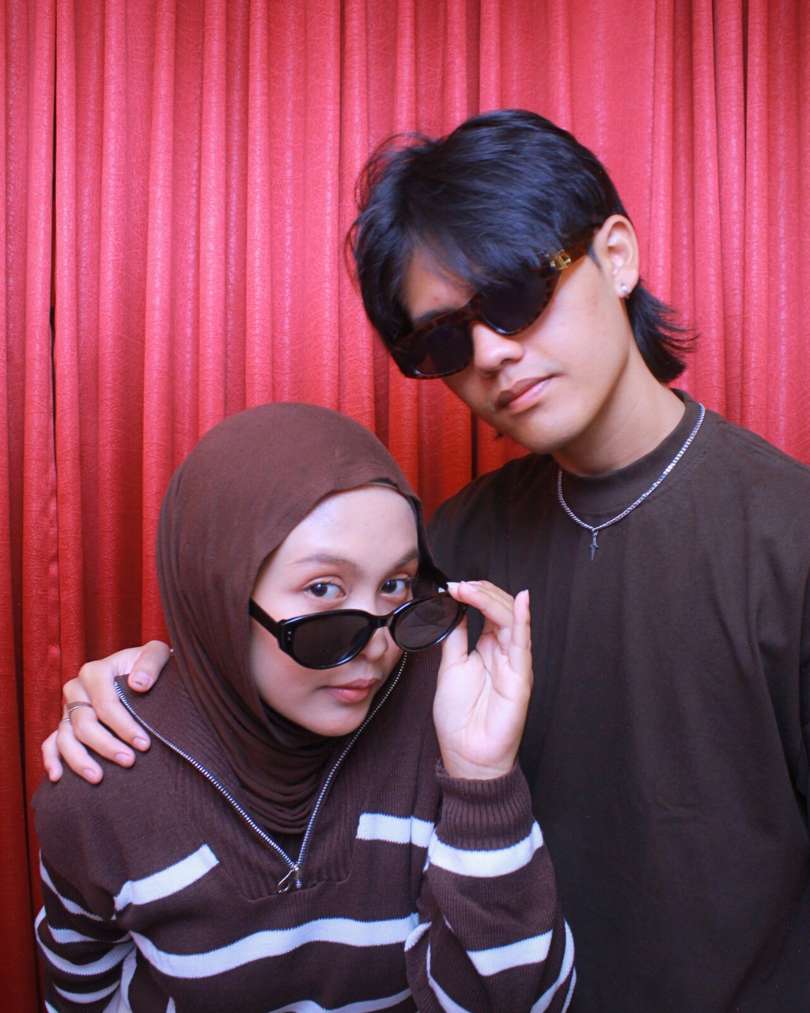 Photobox Tirai Merah